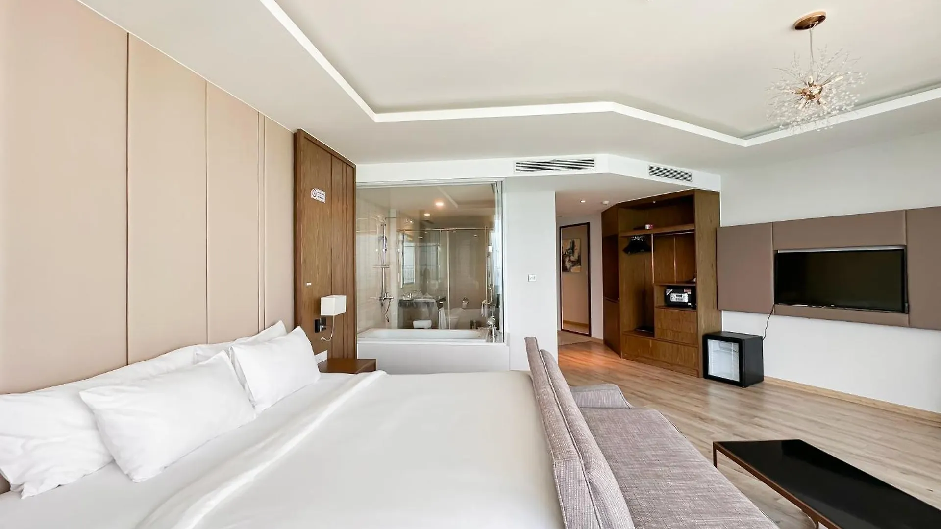 Sea Cloud Panorama Beachfront Нячанг Апартаменты