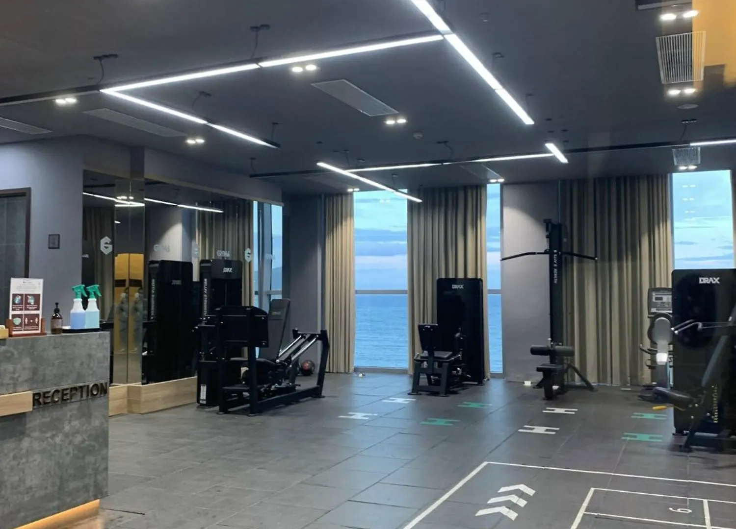 Апартаменты Sea Cloud Panorama Beachfront Нячанг