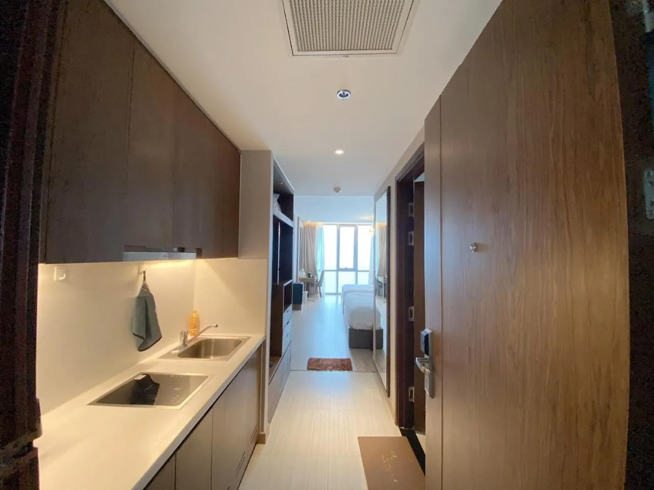 Sea Cloud Panorama Beachfront Нячанг Апартаменты
