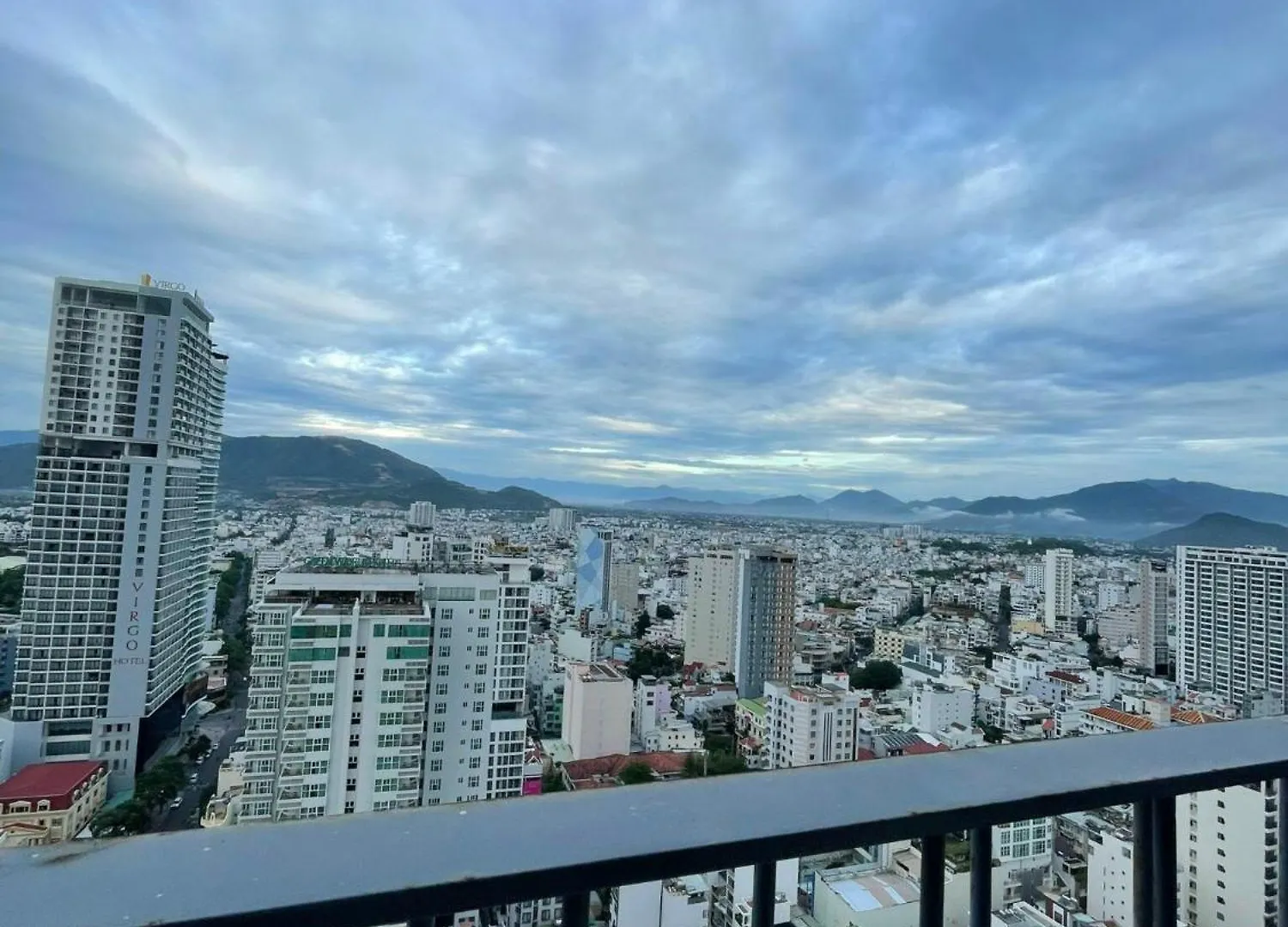 Sea Cloud Panorama Beachfront Нячанг Вьетнам