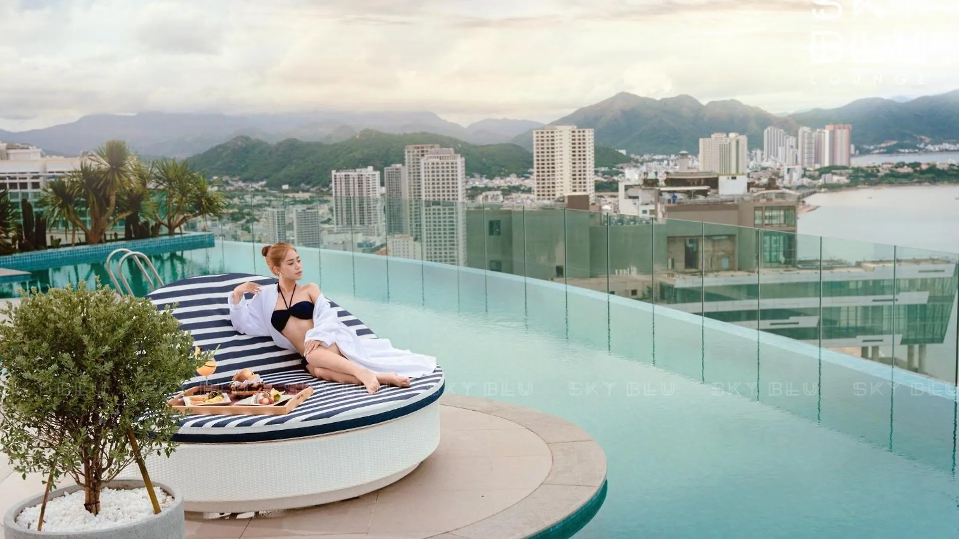 Sea Cloud Panorama Beachfront Nha Trang Apartman